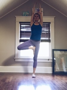 samadhi rush// full-length yoga classes online from Kelly Sunrose Yoga