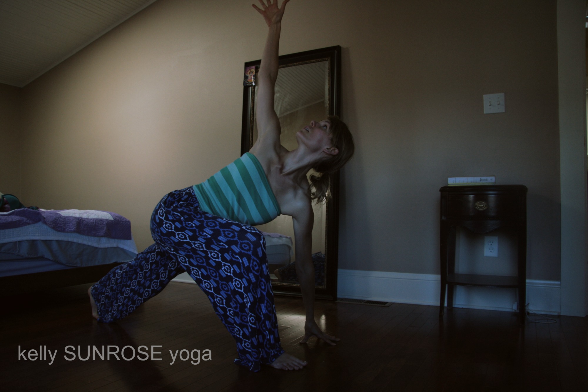 broaden pelvis twist