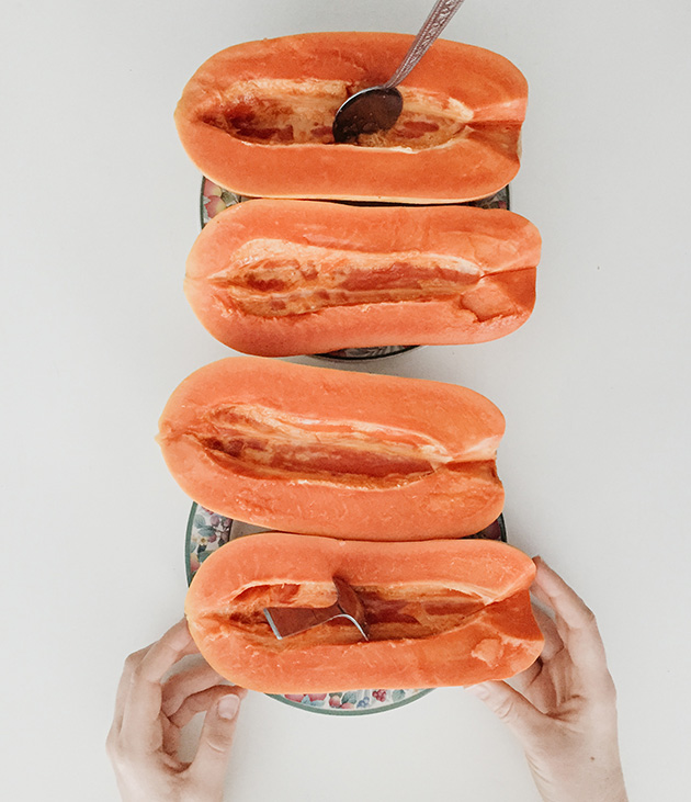 Papaya is such a beautiful fruit, I wish it would grow everywhere, so that I could eat papaya everyday :)