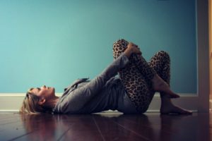 ardha apanasana arch